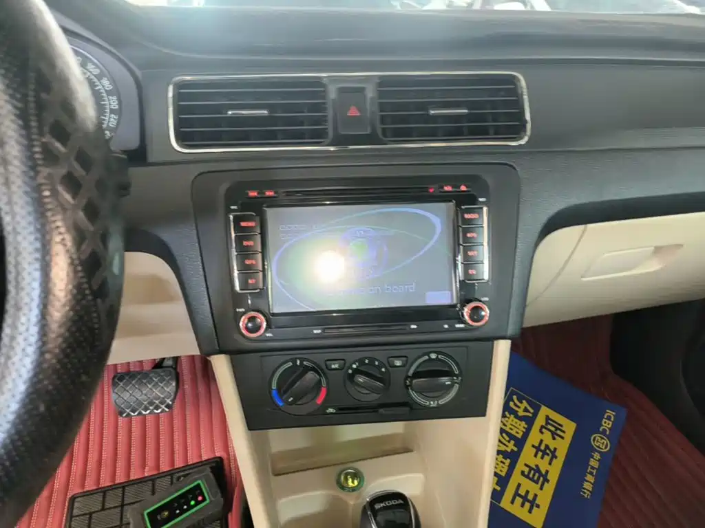 Skoda Rapid — миниатюра 13