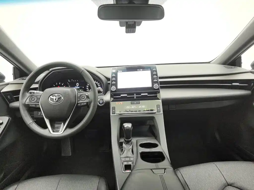 Toyota Avalon — миниатюра 5