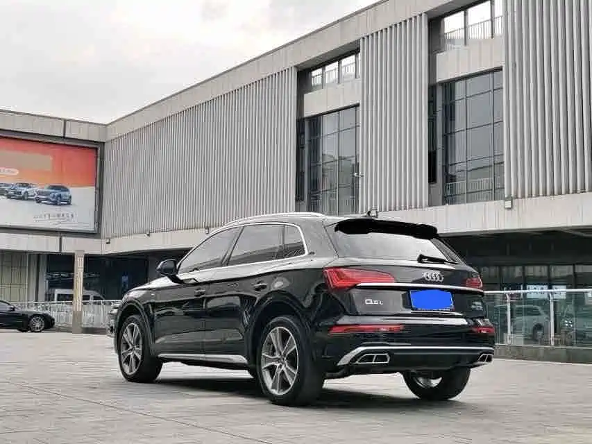 Audi Q5L — миниатюра 8