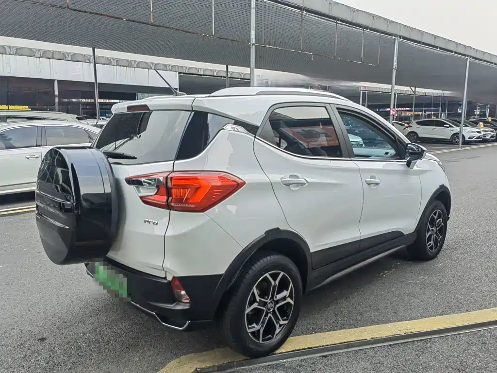 BYD Yuan Pro — миниатюра 17