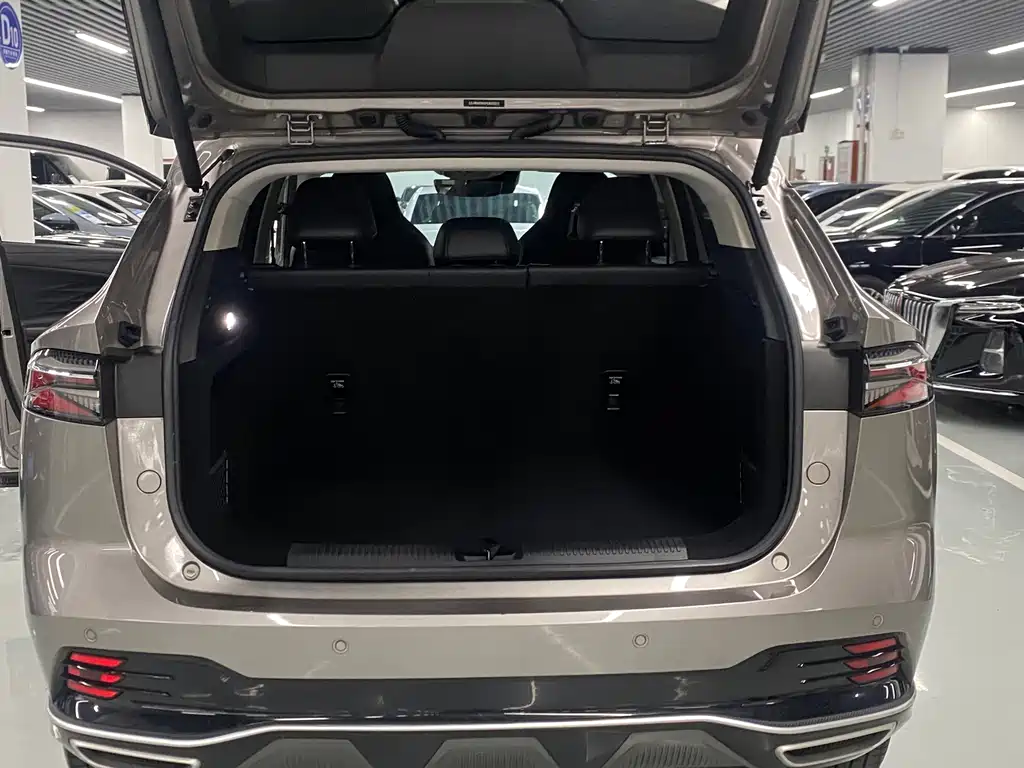 Roewe RX5 — миниатюра 14