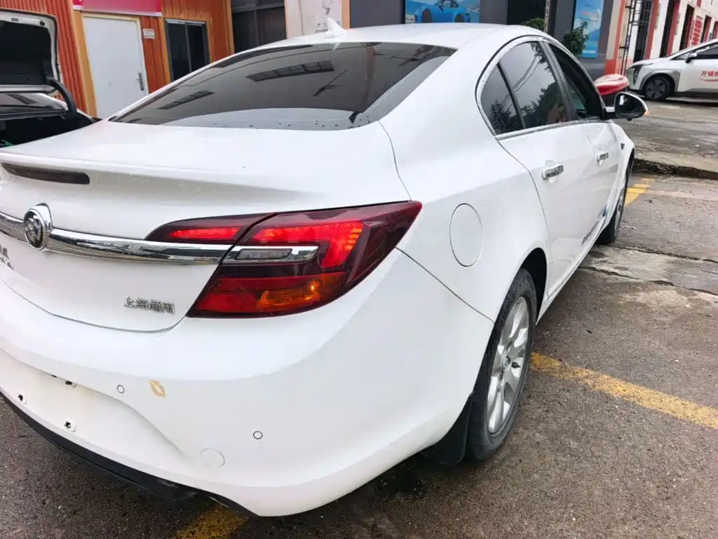 Buick Regal — миниатюра 8