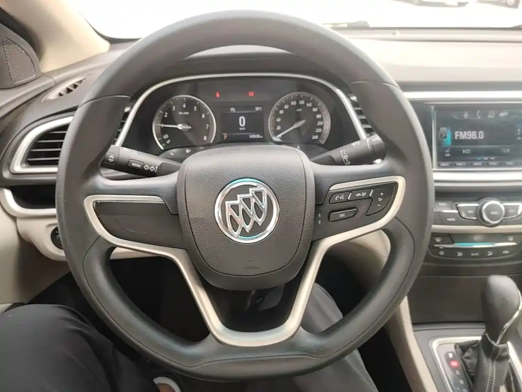 Buick Excelle — миниатюра 11