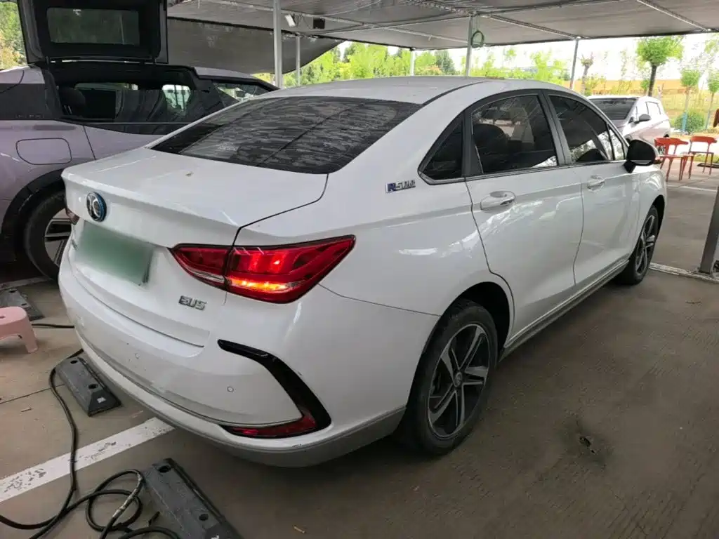BAIC EU5 — миниатюра 7