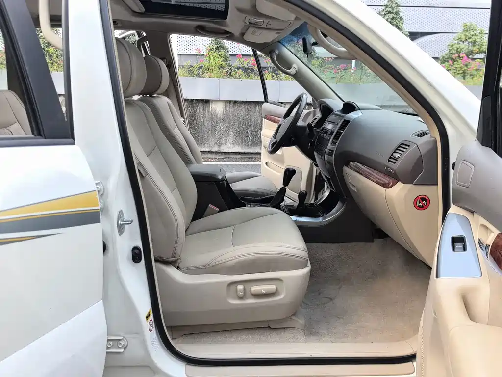 Toyota Prado (Import) — миниатюра 31