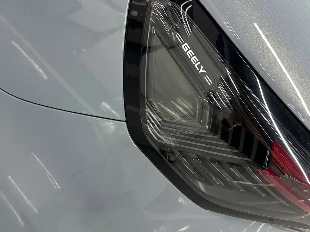 Geely Binrui — миниатюра 12