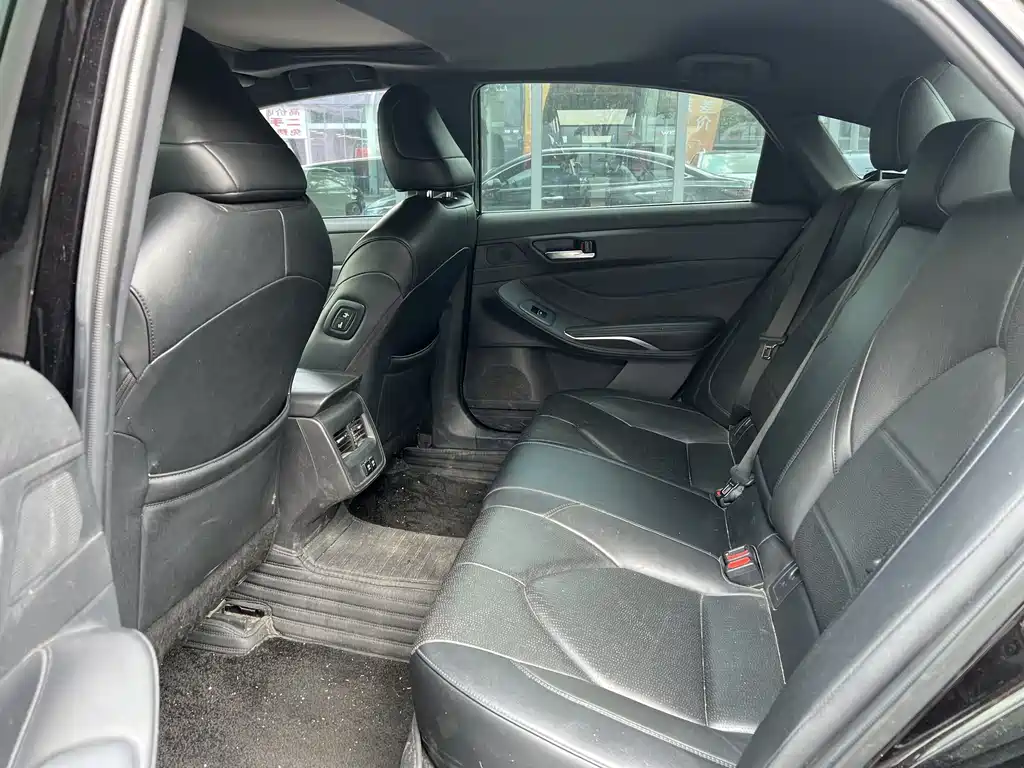 Toyota Avalon 2019 2.0L Luxury VI