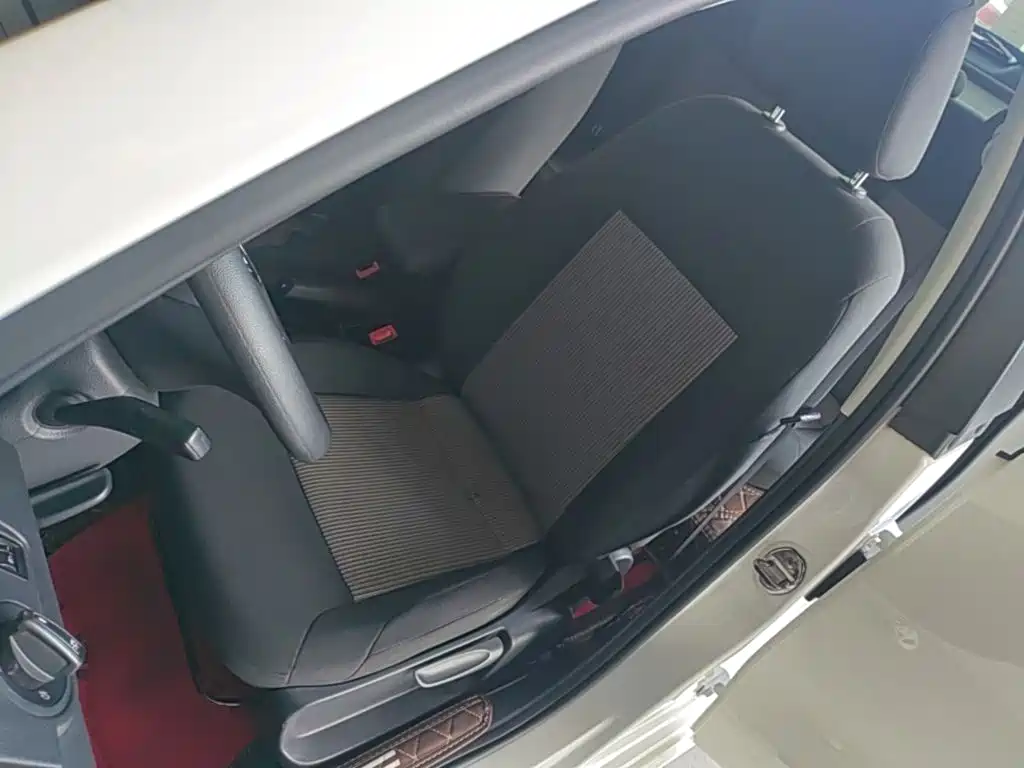 Volkswagen Polo — миниатюра 15
