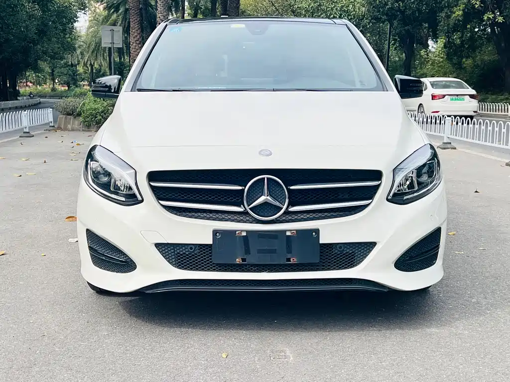 MERCEDES-BENZ B CLASS