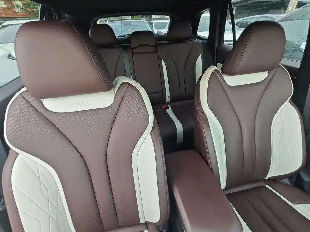 Geely Xingyue L — миниатюра 13