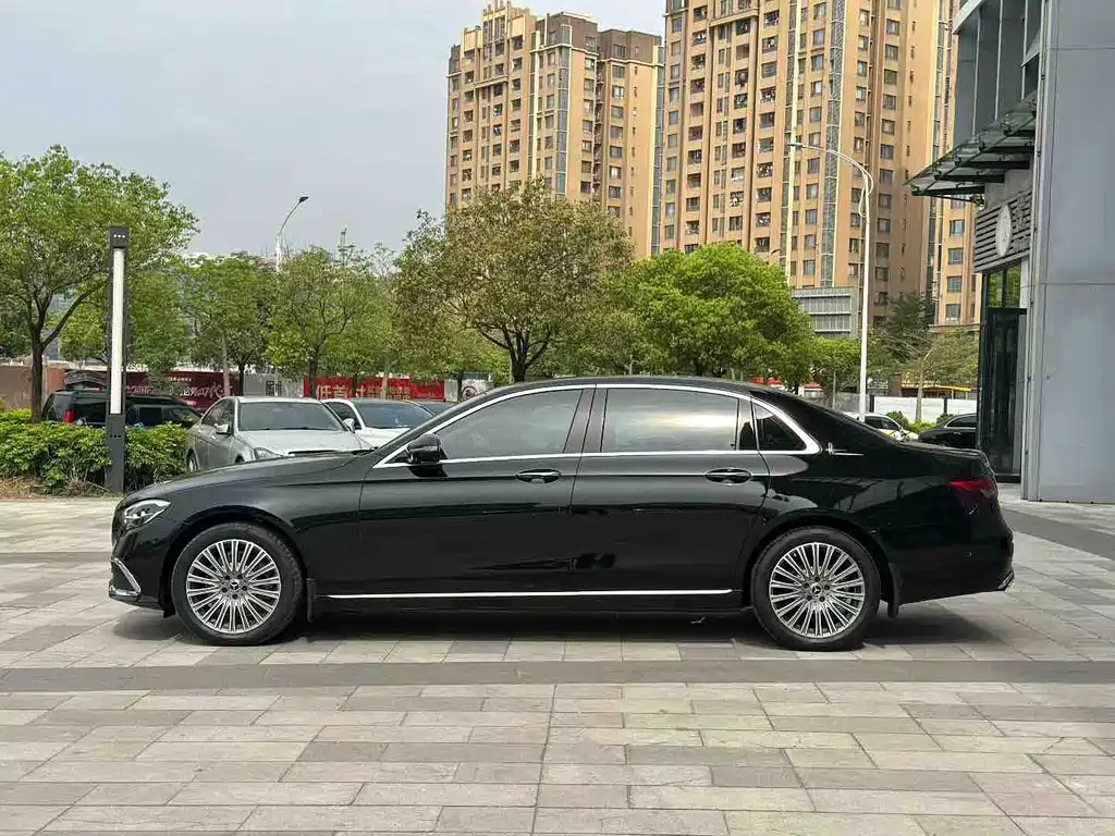 Mercedes-Benz E-Class E 2022 E 300 L Luxury