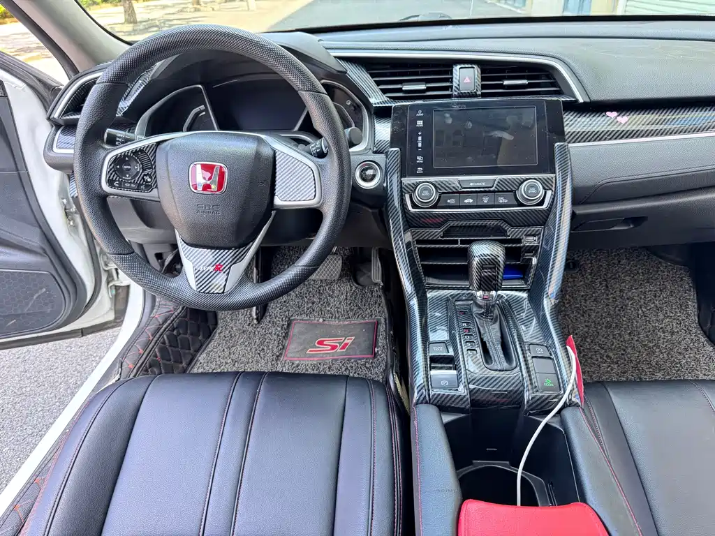 Honda Civic — миниатюра 10