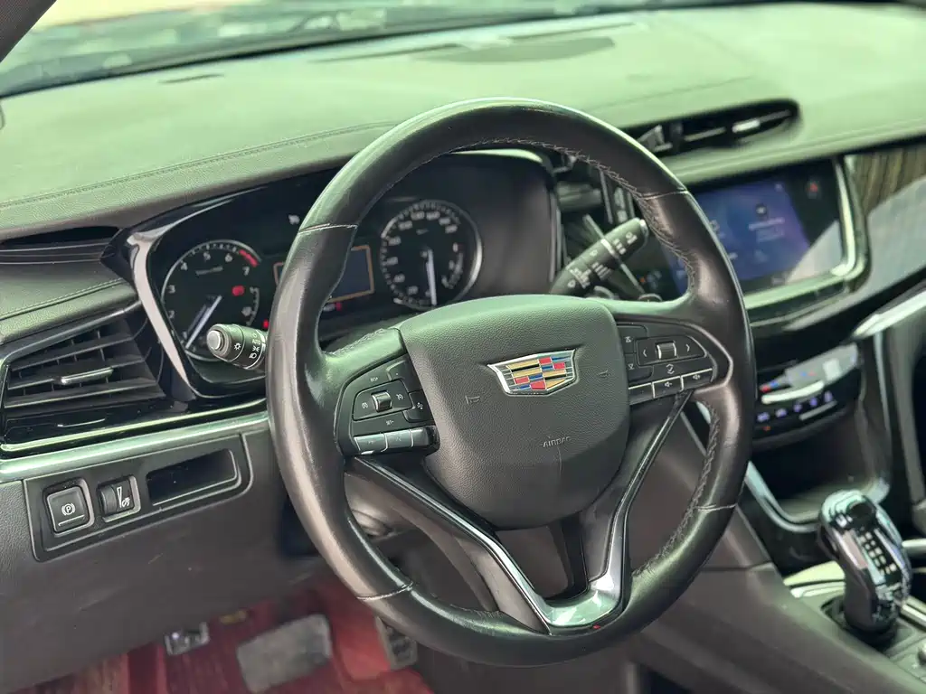 Cadillac XT6 — миниатюра 6