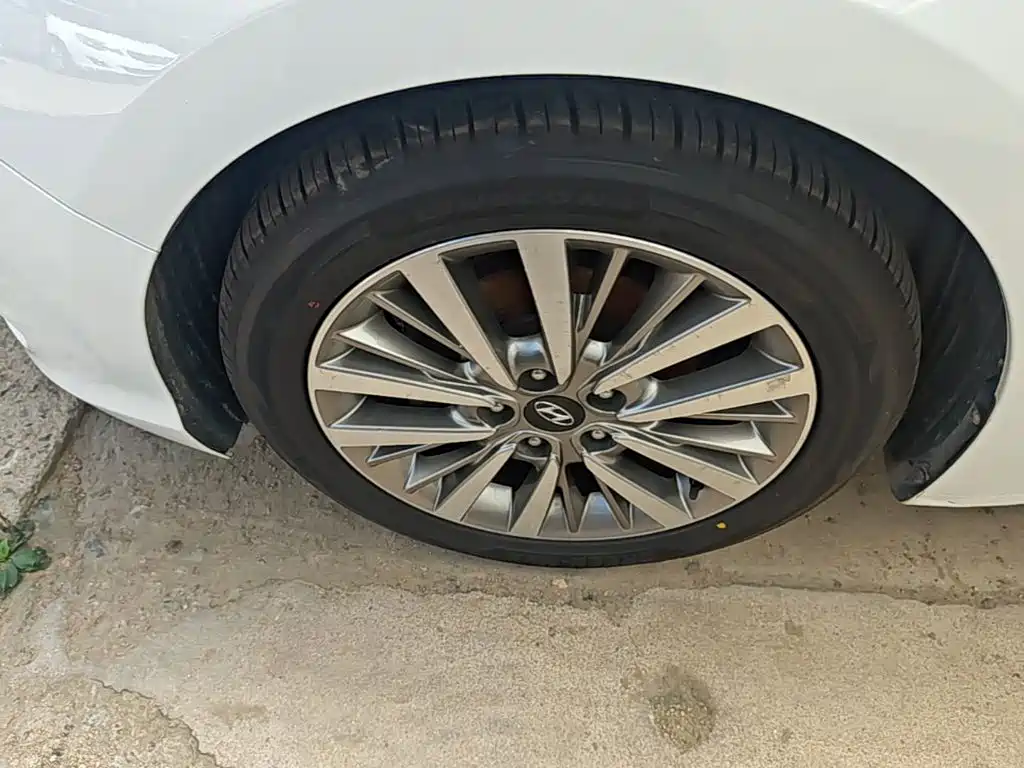 Hyundai Mistra — миниатюра 23