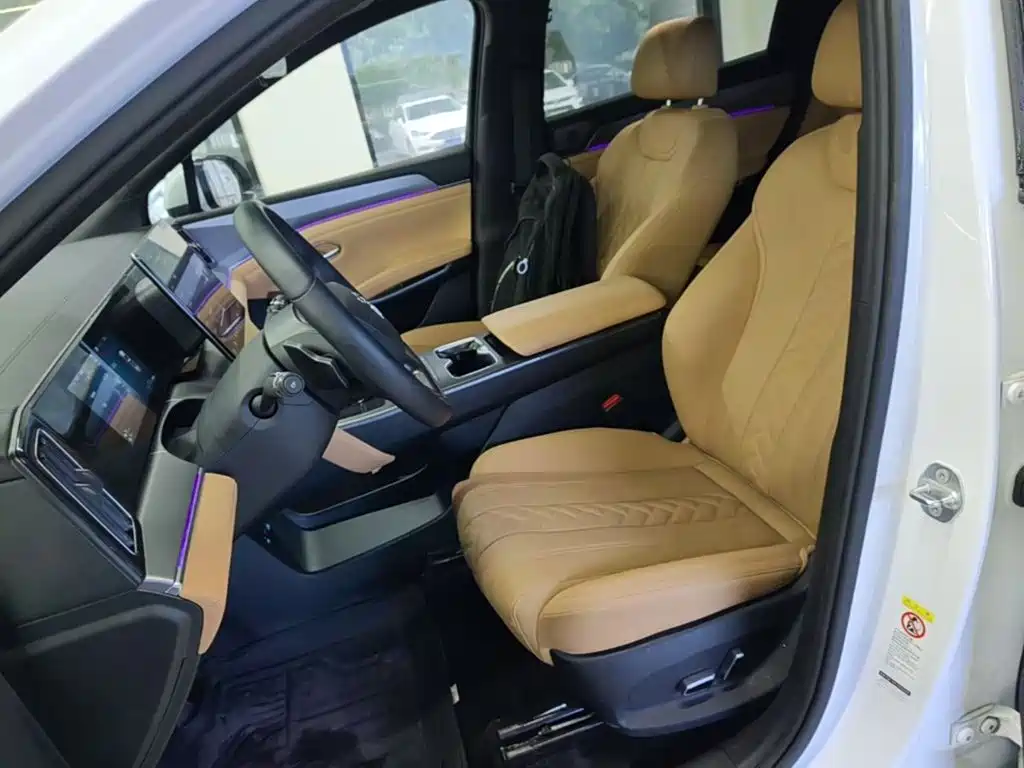 BYD L DM-i — миниатюра 15