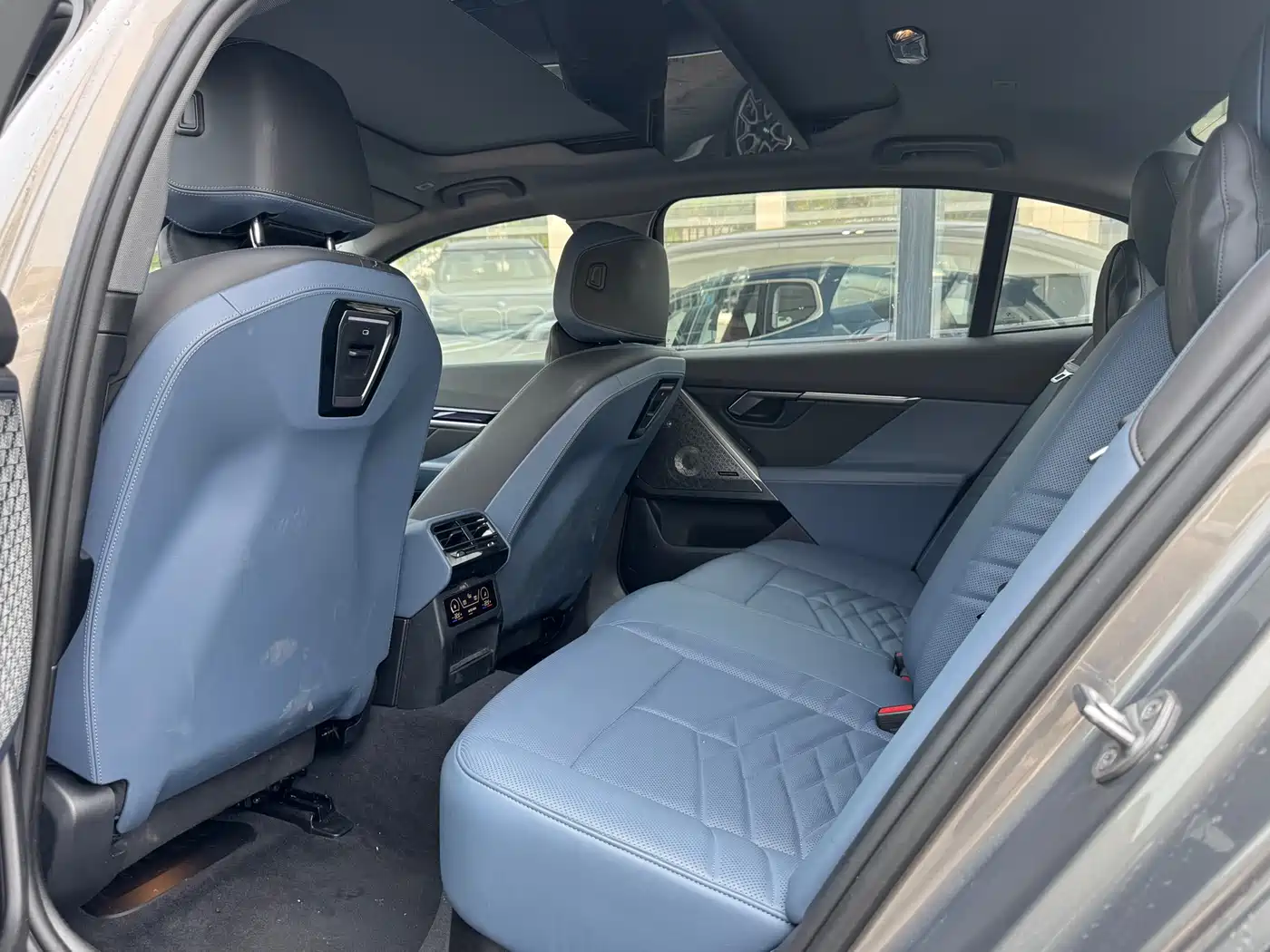 BMW 5 series id 4514332 из Китая 14