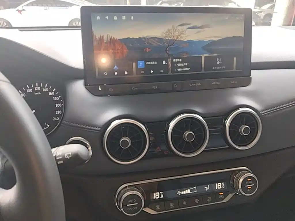 Nissan Qashqai — миниатюра 13