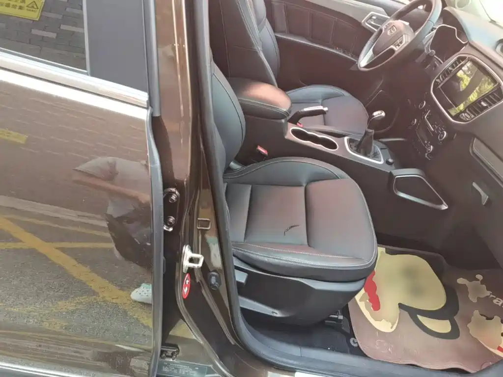 Geely Vision X6 — миниатюра 25
