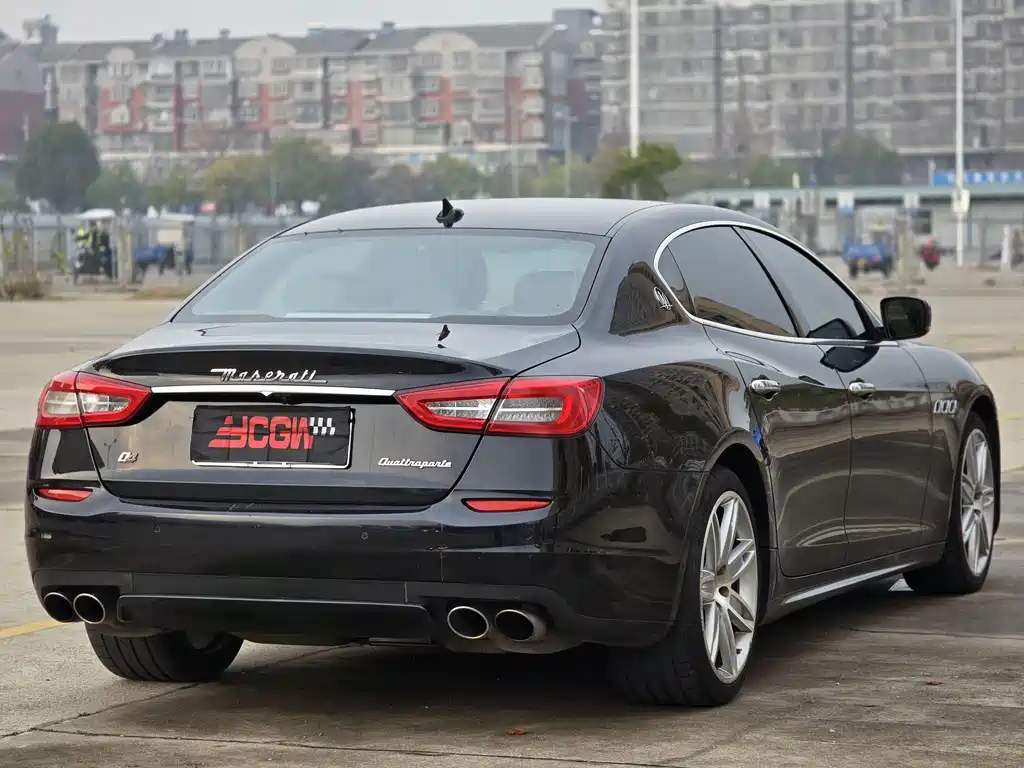 Maserati Quattroporte — миниатюра 16