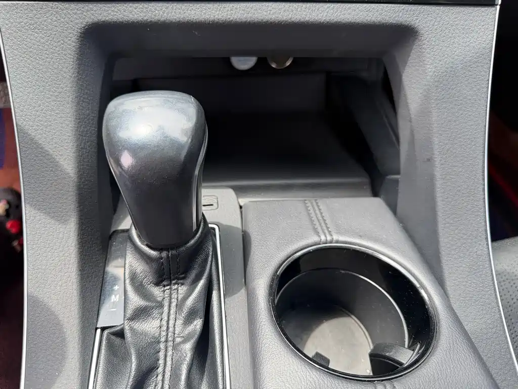 Toyota Avalon 2.0L XLE Premium Edition China VI, фото 17