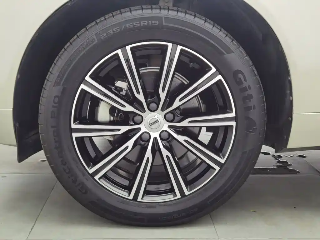 Volvo XC60 — миниатюра 17