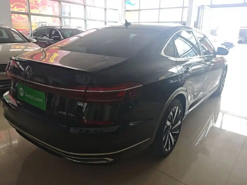 Volkswagen Passat — миниатюра 7