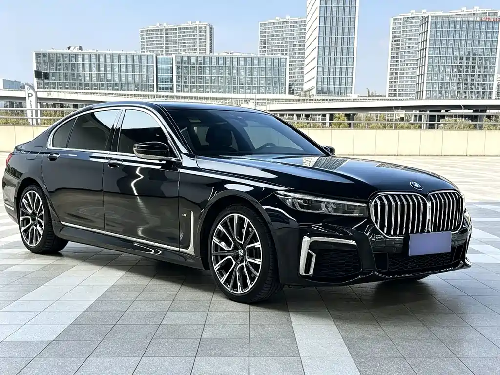 BMW 7 Series — миниатюра 3