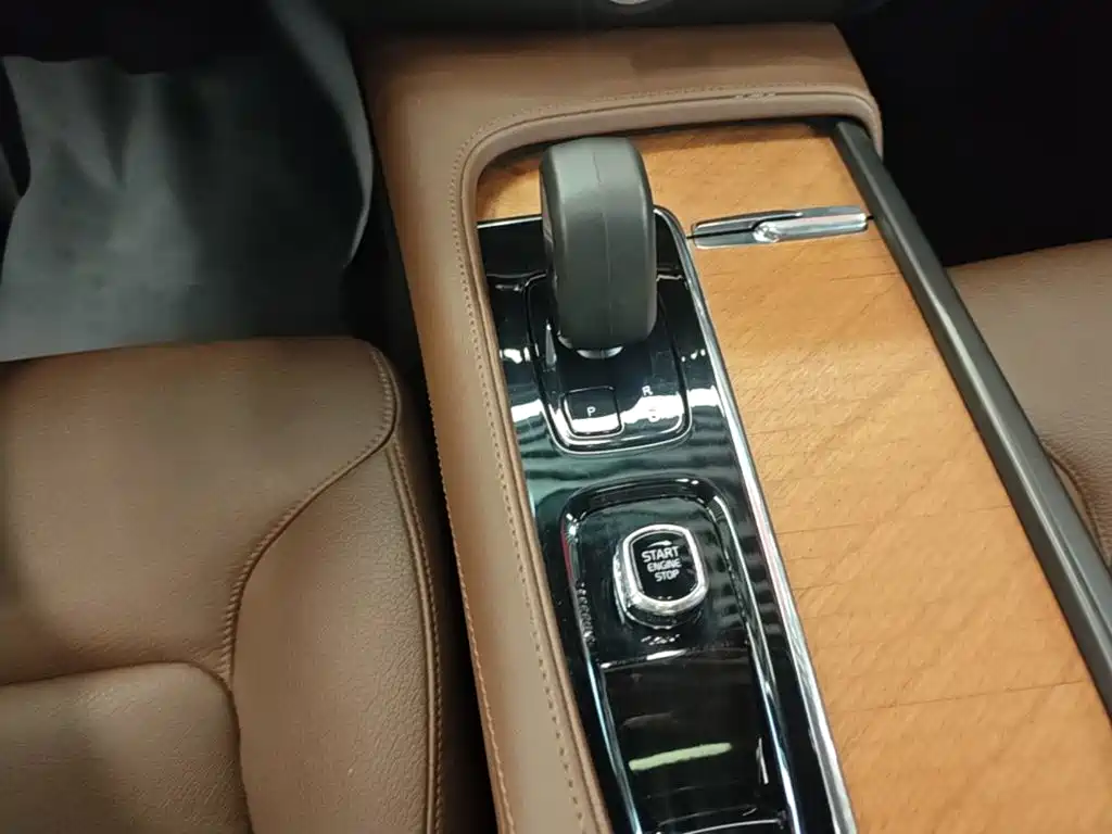 Volvo S90 — миниатюра 14