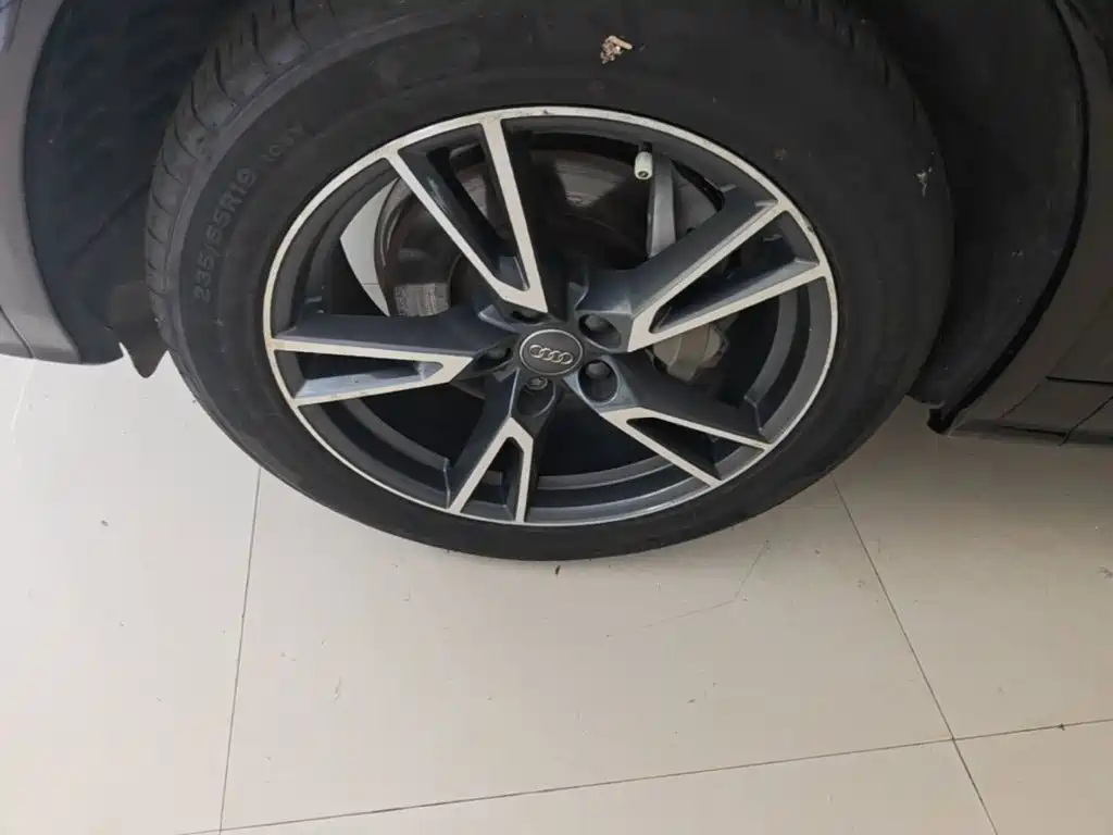 Audi Q5L — миниатюра 23