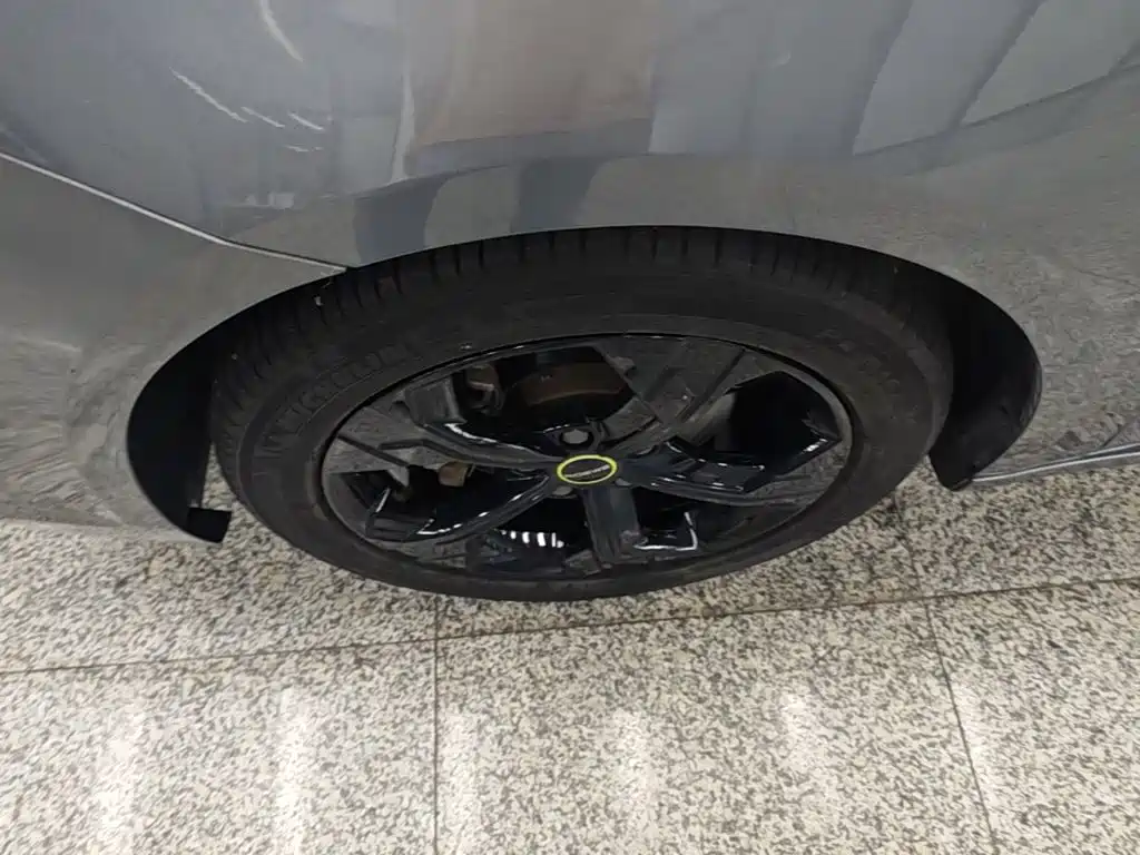 Roewe i6 MAX — миниатюра 23