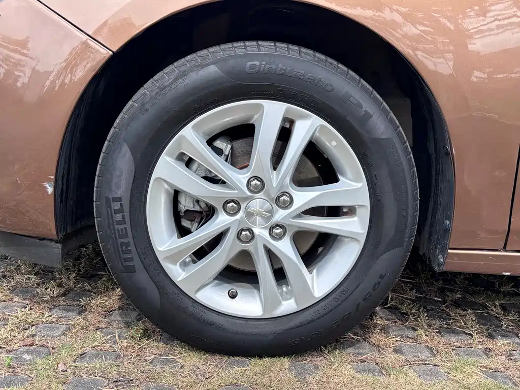 Chevrolet Cavalier — миниатюра 10