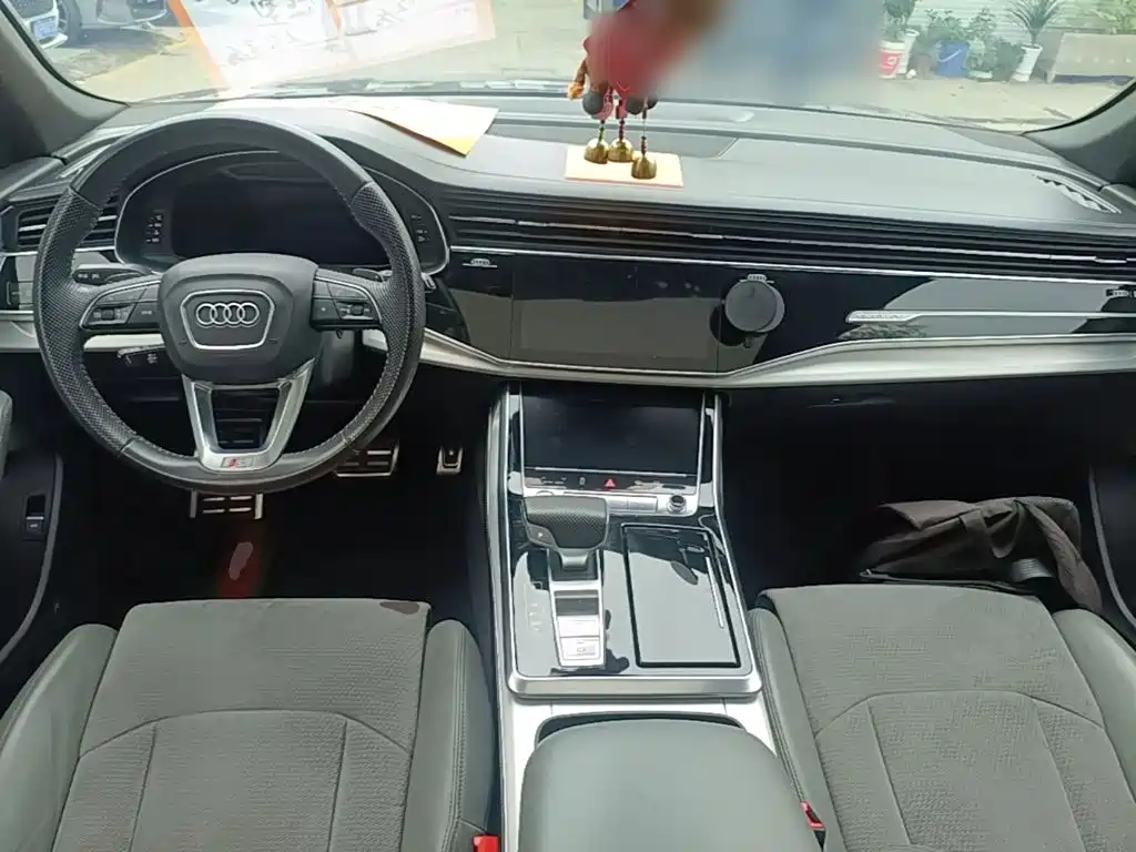 Audi Q8 — миниатюра 10