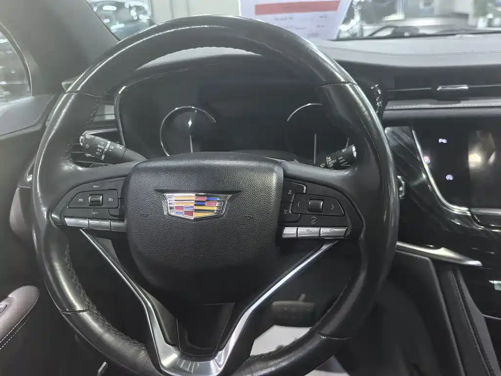 Cadillac XT6 — миниатюра 16