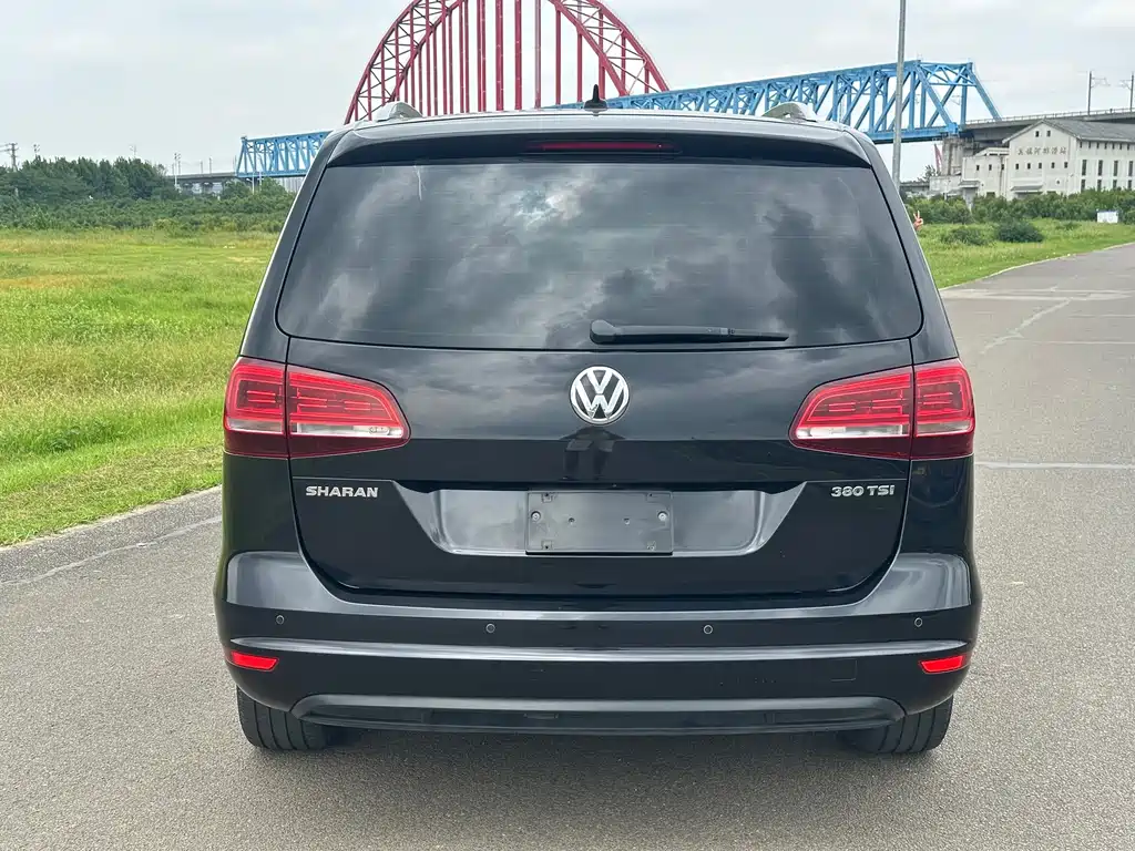 Volkswagen Sharan — миниатюра 17