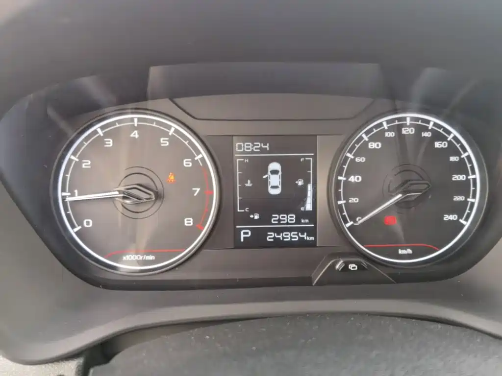 Geely Vision X3 — миниатюра 12