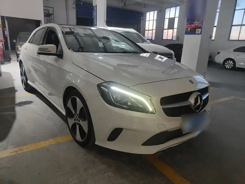 Mercedes-Benz A-Class (Import) — миниатюра 4