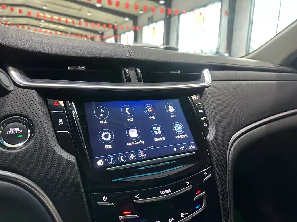 Cadillac XTS — миниатюра 6