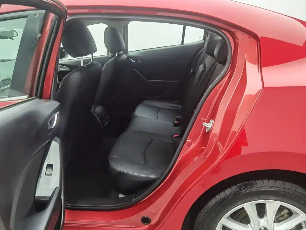 Mazda 3 Axela — миниатюра 15