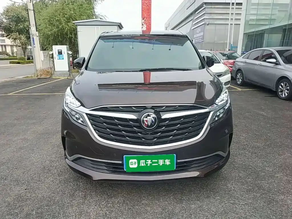Buick GL8 — миниатюра 3