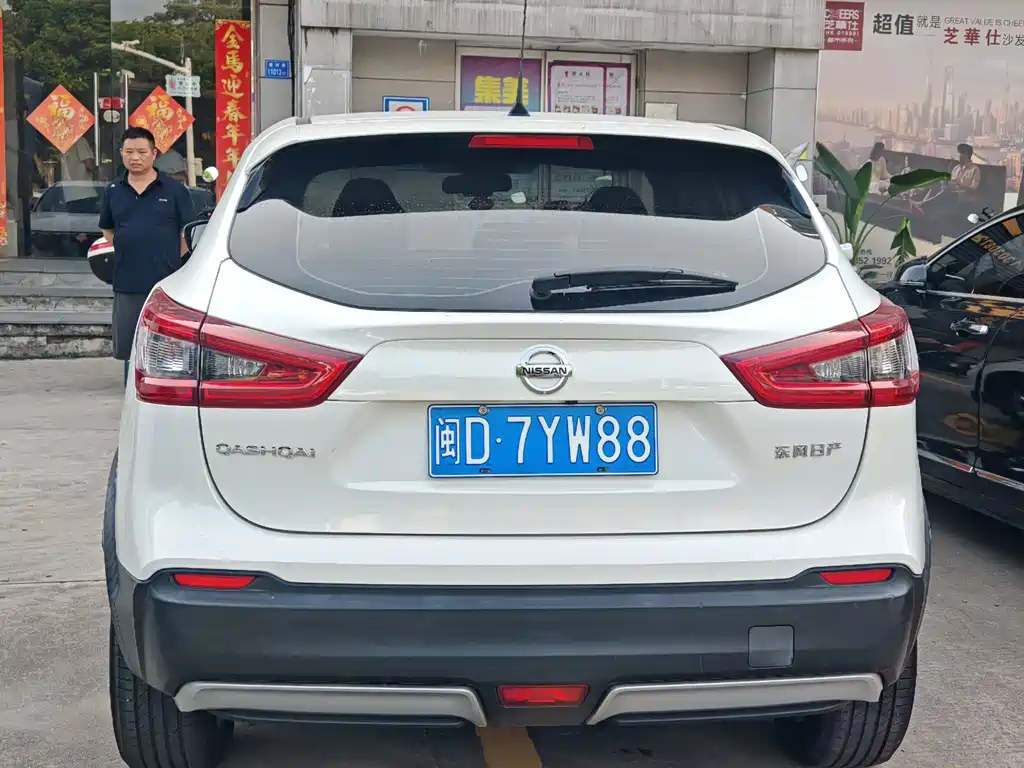 Nissan Qashqai — миниатюра 5