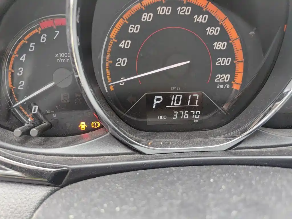Toyota Yaris L — миниатюра 9