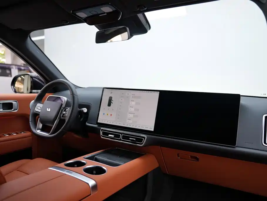 Li Auto Li L8 — миниатюра 10