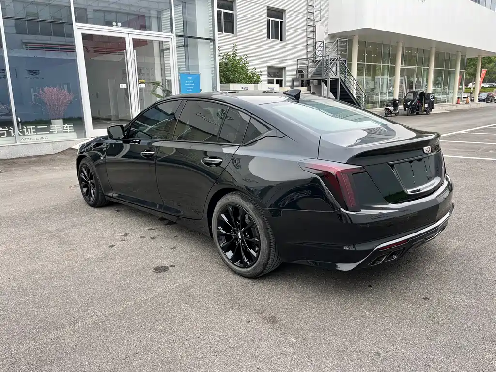 Cadillac CT5 — миниатюра 14