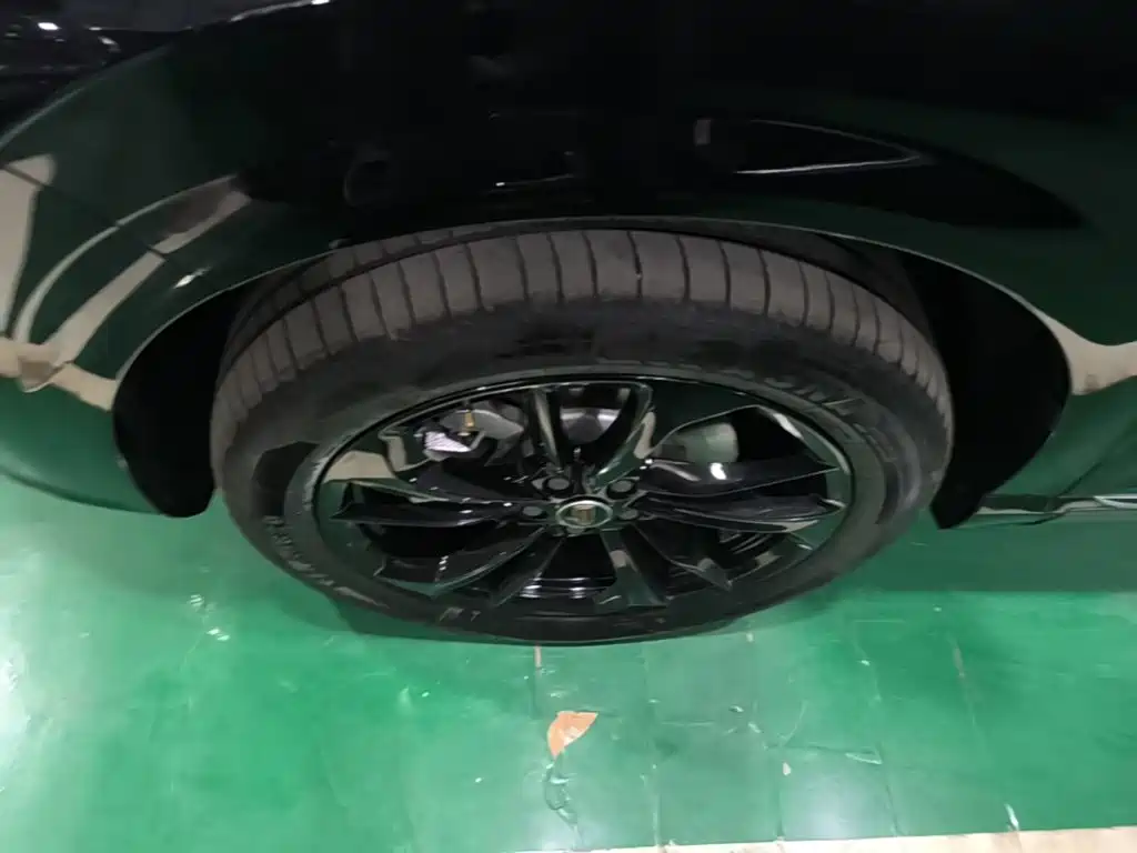 Hongqi Hongqi HS3 PHEV — миниатюра 23