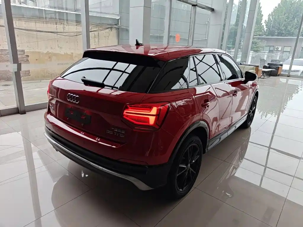 Audi Q2L — миниатюра 7