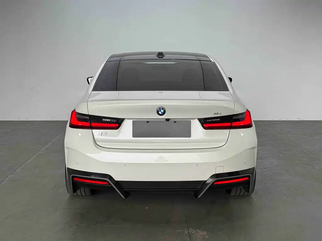 BMW i3 — миниатюра 6