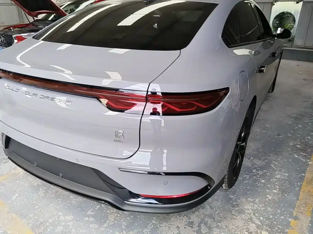 BYD Han — миниатюра 8