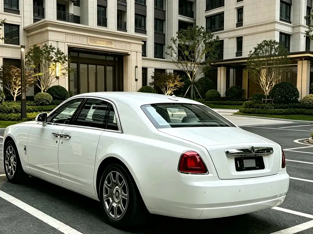 Rolls-Royce Ghost 2015 Series II Standard