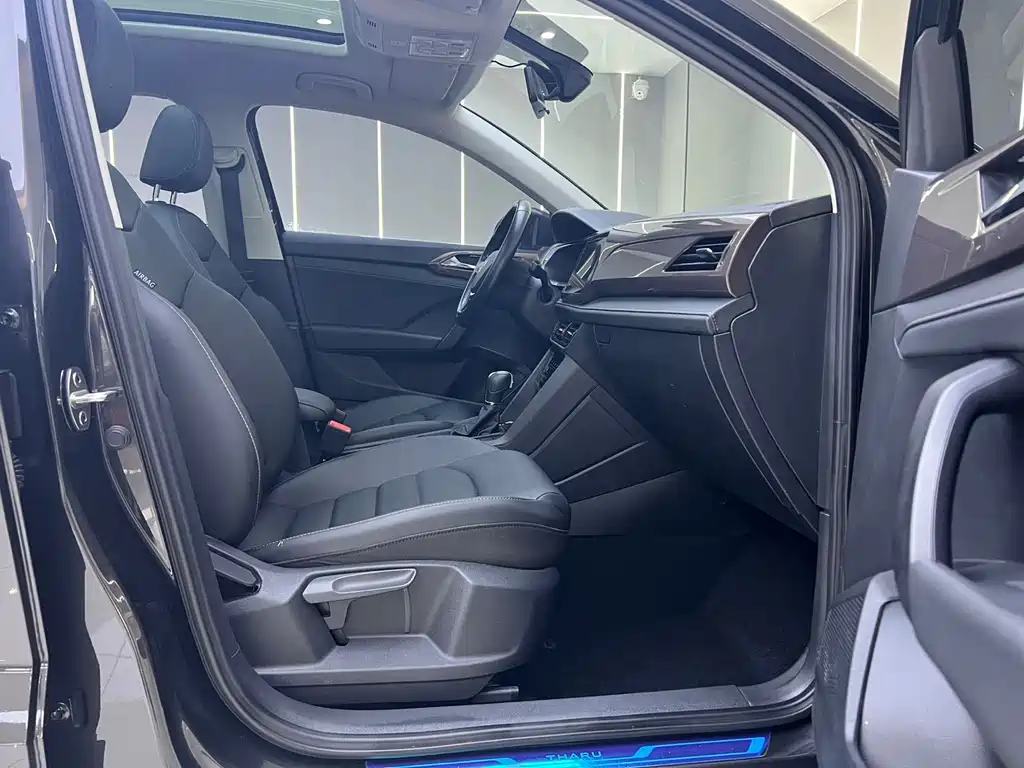 Volkswagen Tharu — миниатюра 5