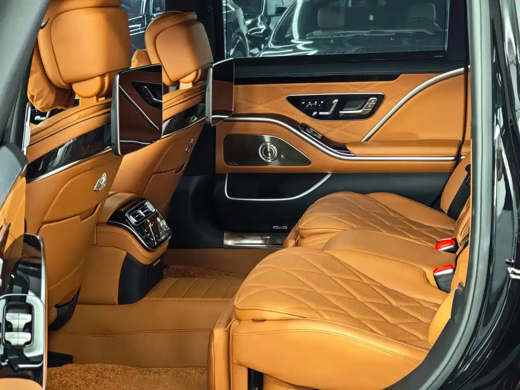 Mercedes-Benz S-Class — миниатюра 7